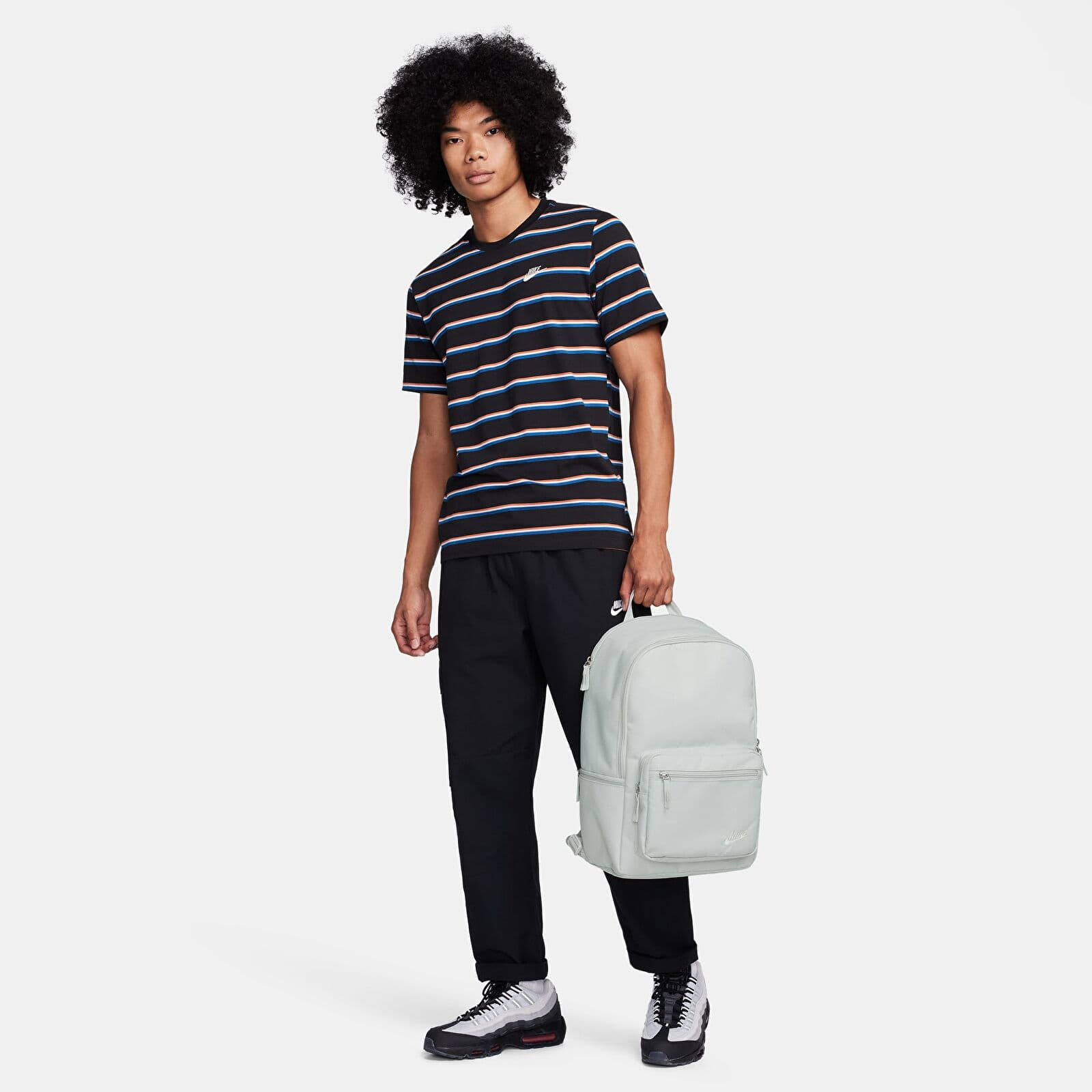 Batohy Nike Heritage Eugene Backpack Light Silver/ Light Silver/ Phantom