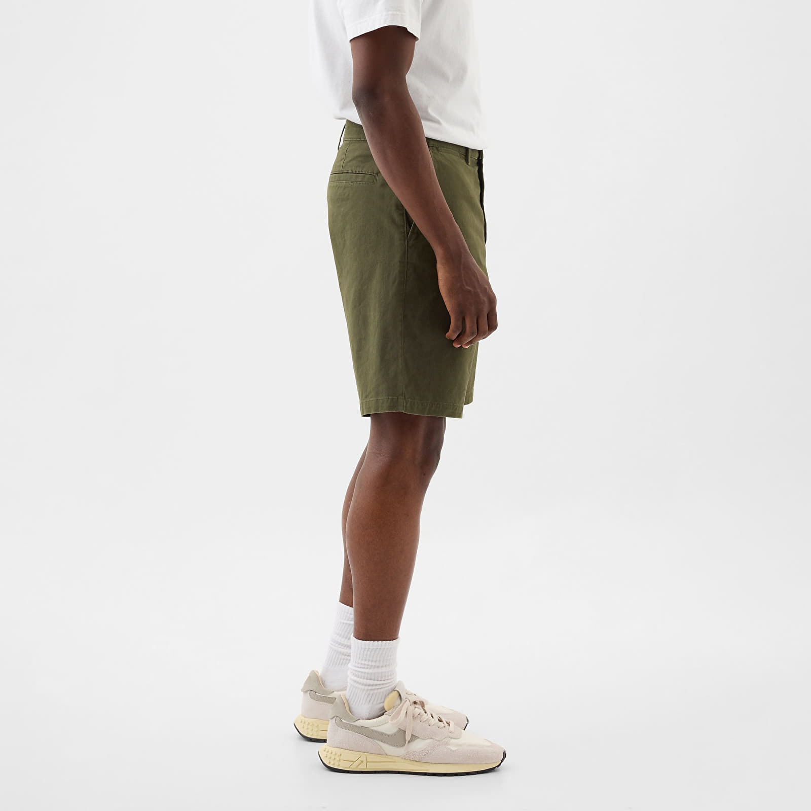 Korte broeken GAP 9 Inch Cessential Shorts Black Moss