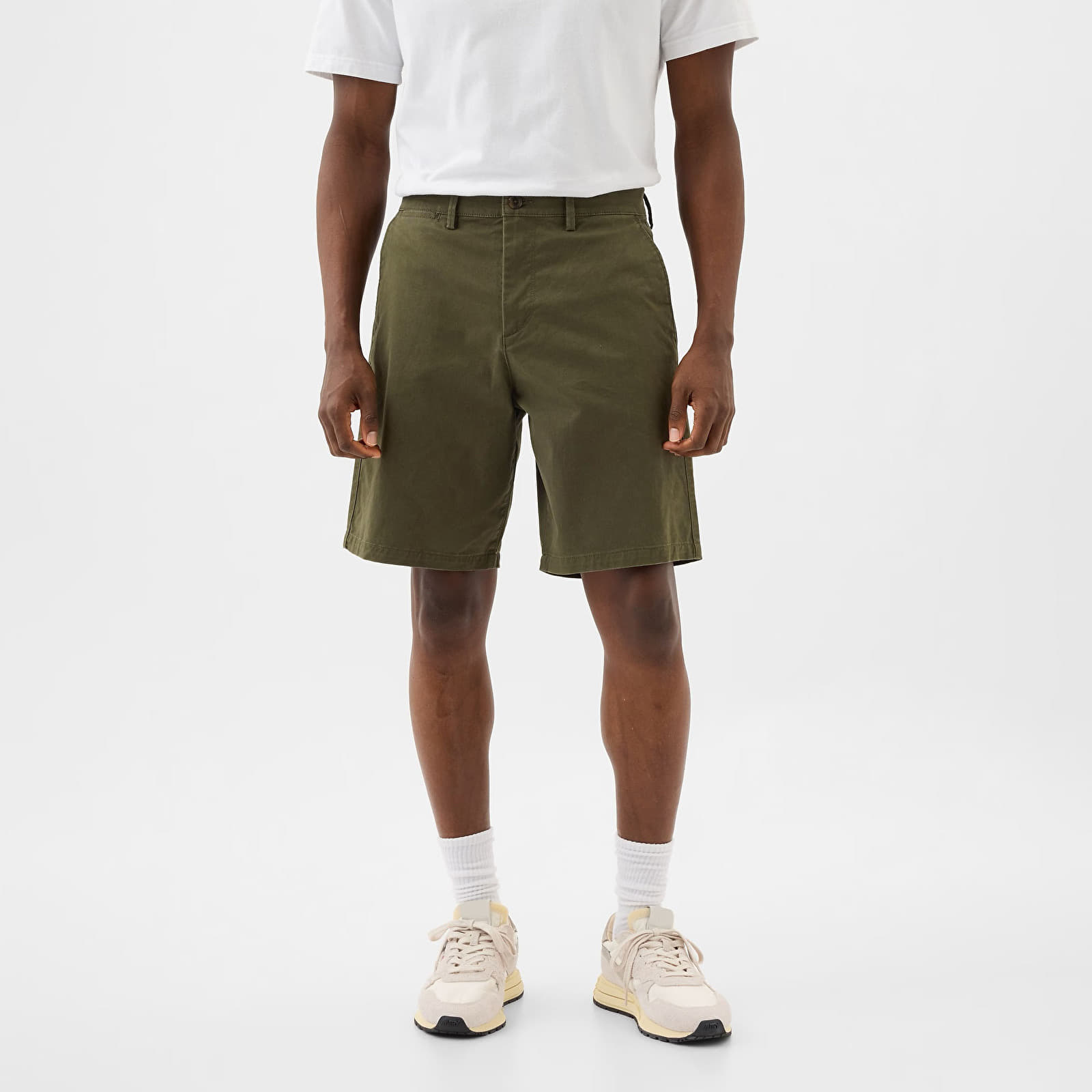 Korte broeken GAP 9 Inch Cessential Shorts Black Moss
