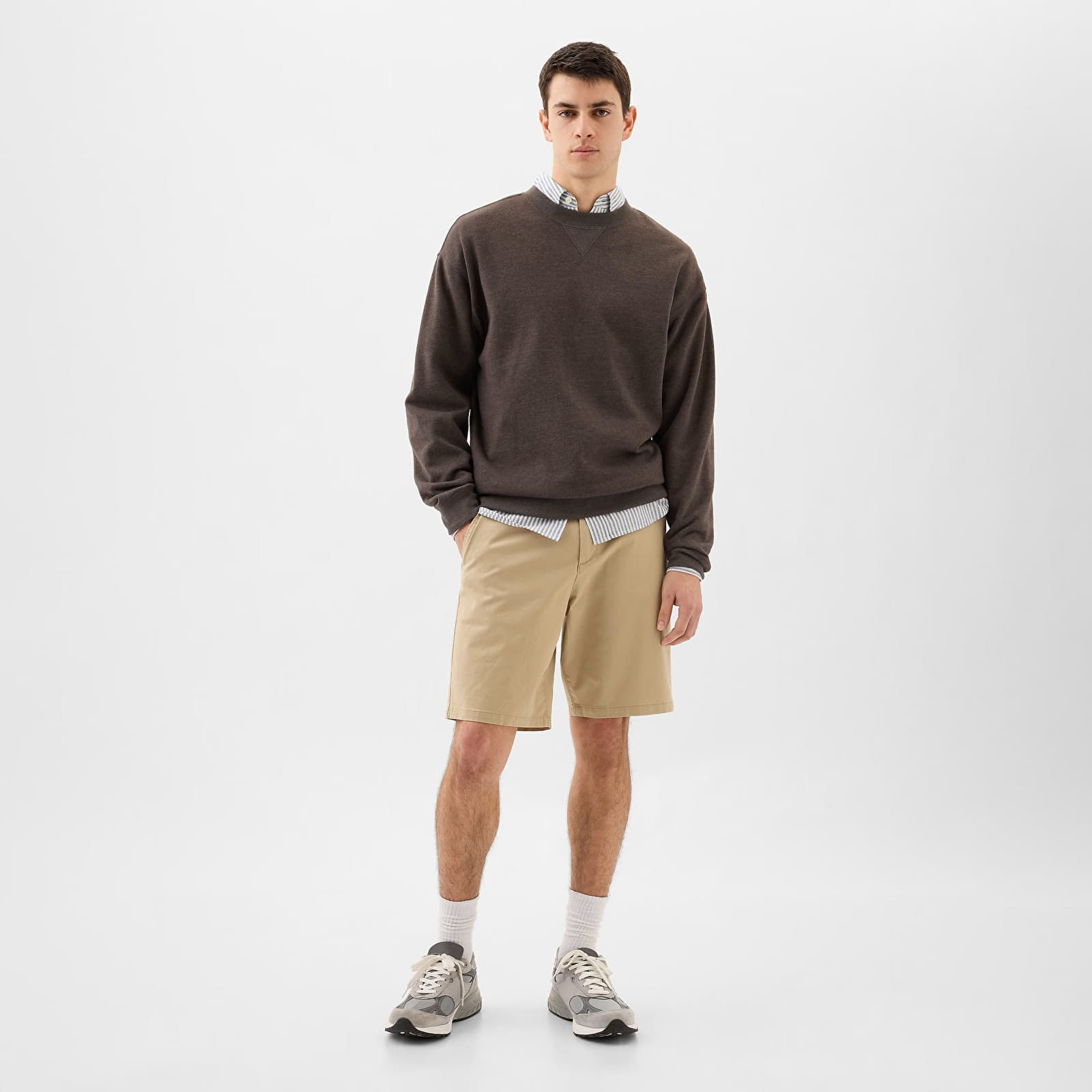 Shorts GAP 9 Inch Cessential Shorts Iconic Khaki