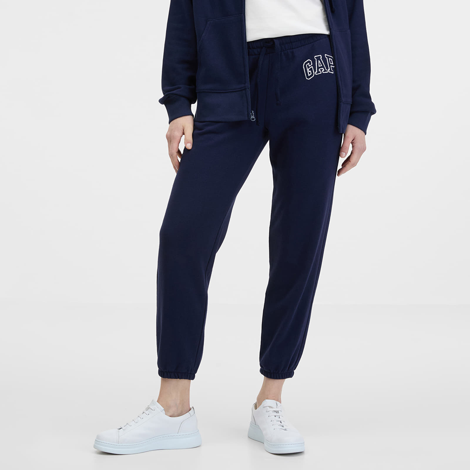 Spodnie GAP Logo Joggers Navy Uniform