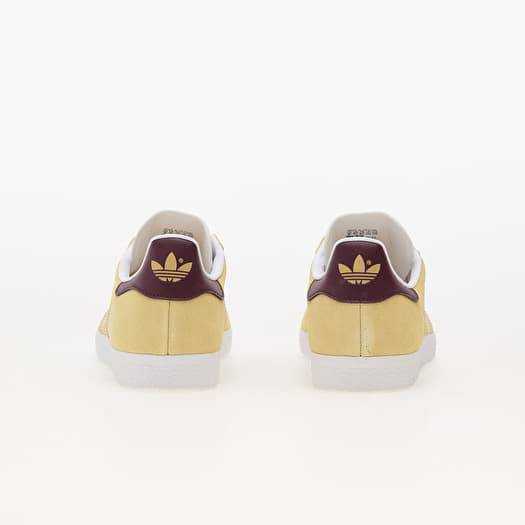 Adidas gazelle camel deals