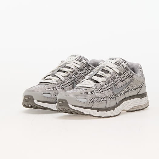 Scarpe e scarpe da ginnastica da uomo Nike P 6000 Premium Lt Iron Ore Metallic Silver Photon Dust Queens