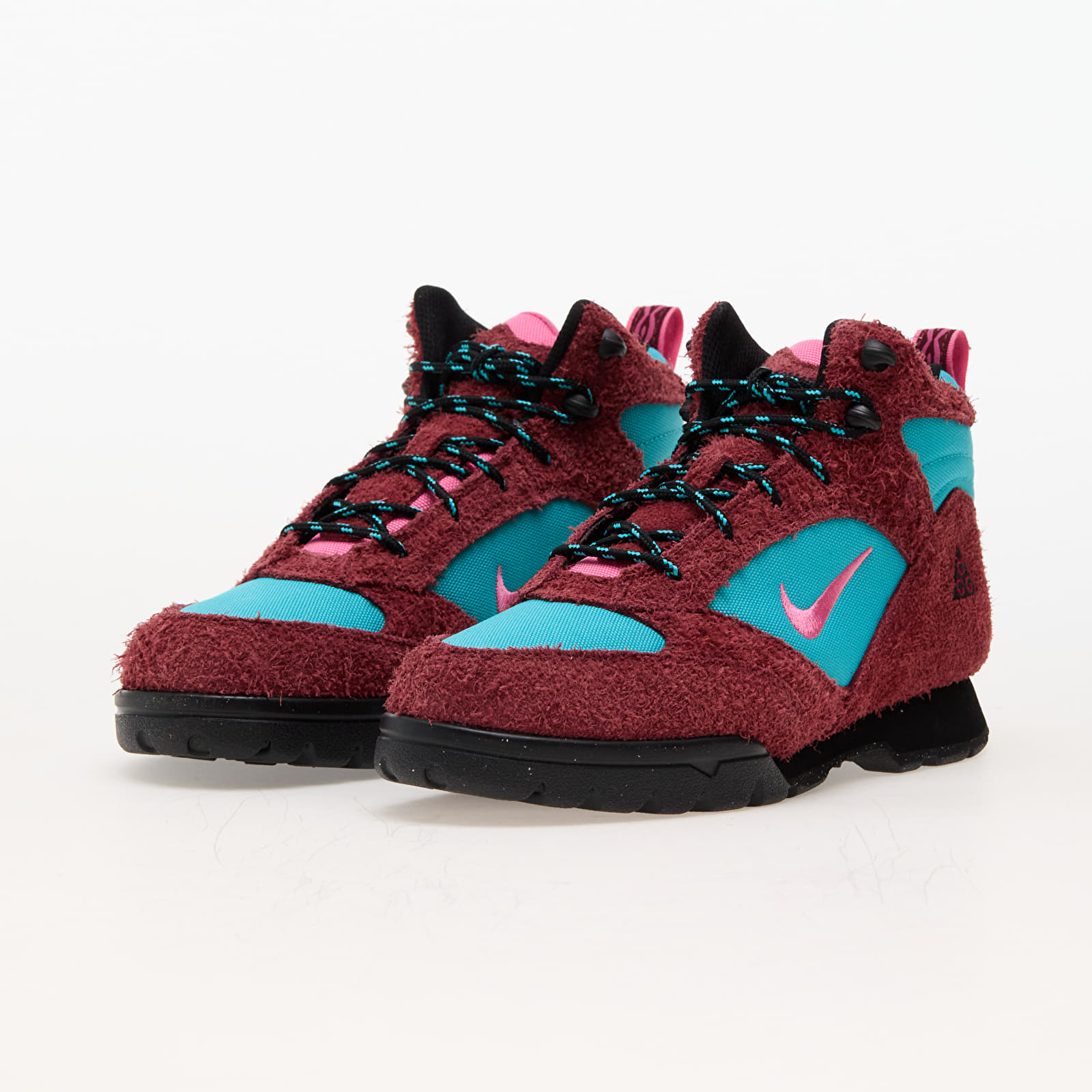 Men's sneakers and shoes Nike Acg Torre Mid Waterproof Team Red/ Pinksicle-Dusty Cactus-Sail