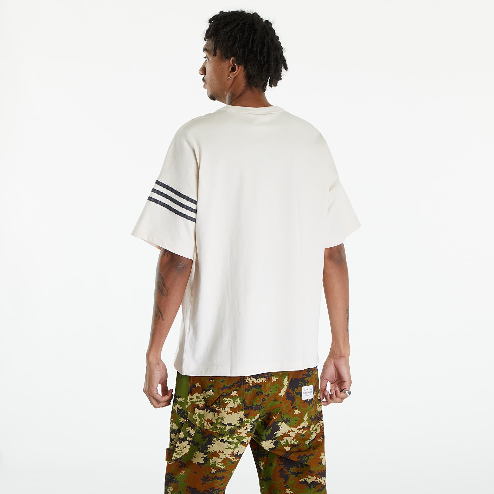 T-shirts adidas Street Neuclassic Tee Wonder White