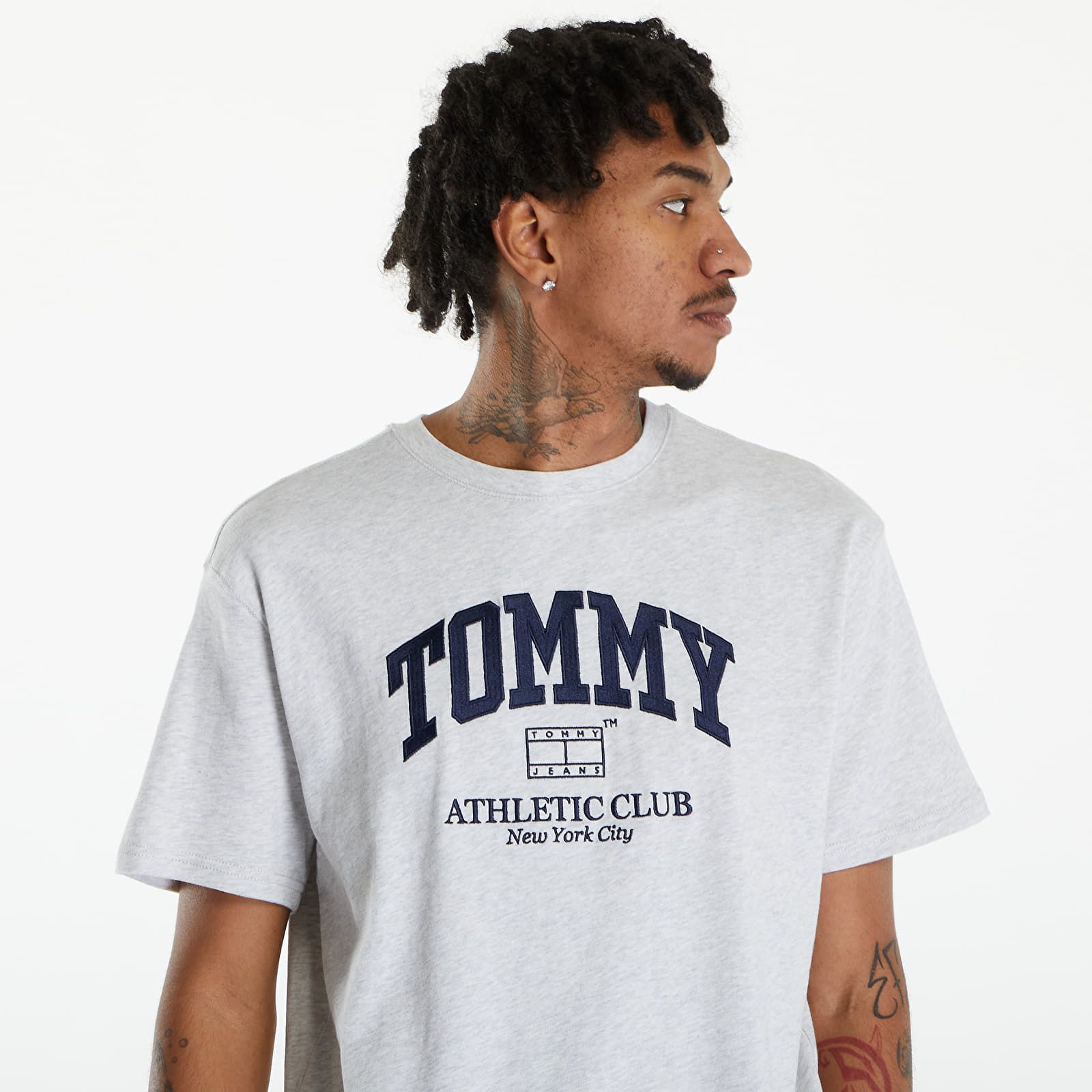 Trička Tommy Jeans Varsity Logo T-Shirt Silver Grey