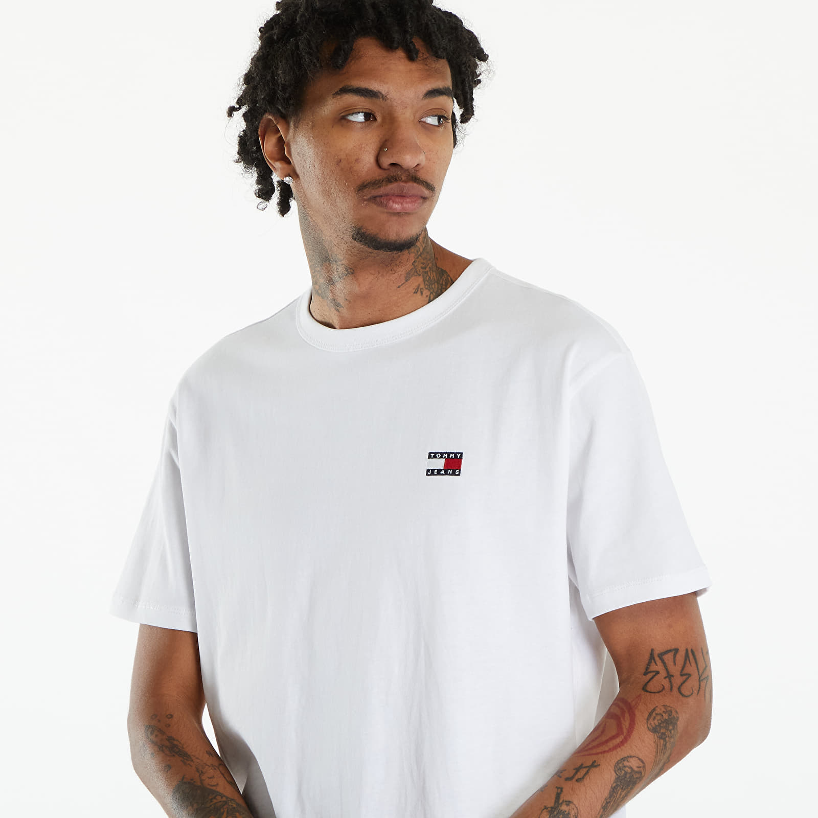 Koszulki Tommy Jeans Regular Badge Tee White