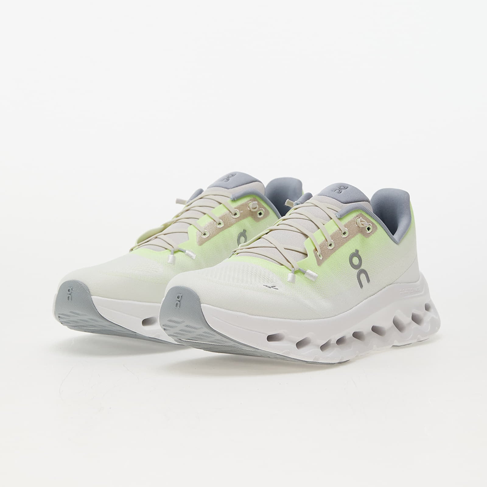 Men's sneakers and shoes On M Cloudtilt Lime/ Ivory