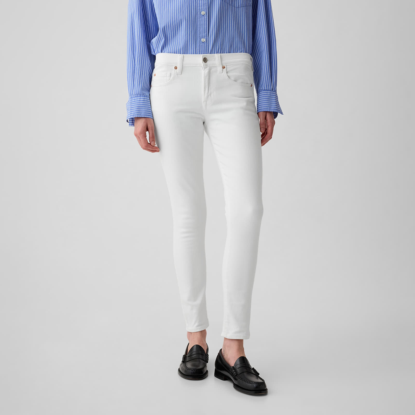 Bukser GAP Denim Pants Skinny - Mid Rise Optic White