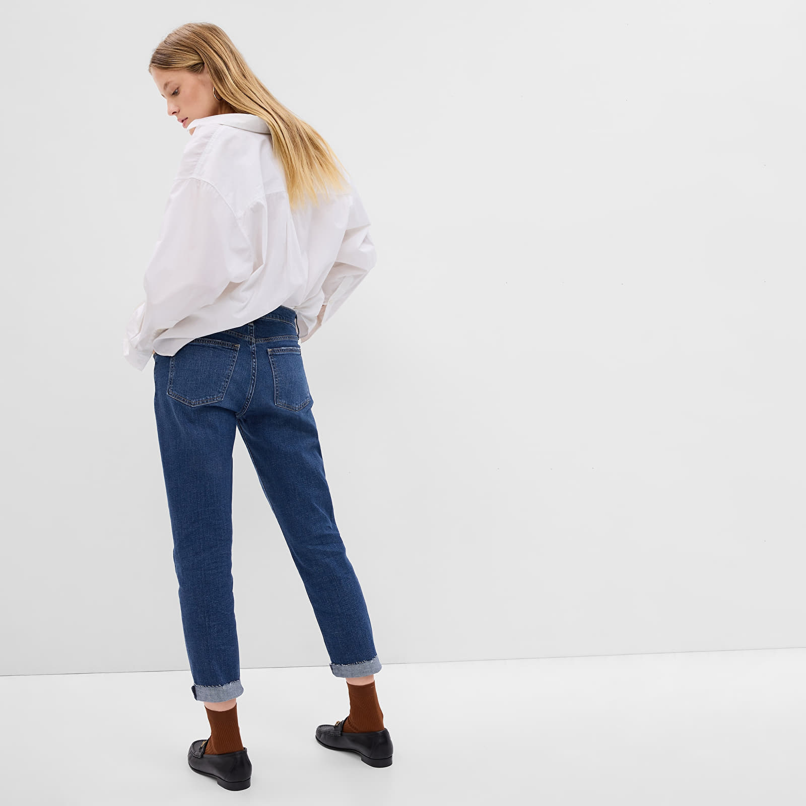 Bukser GAP Denim Pants Girlfriend - Mid Rise Medium Wash