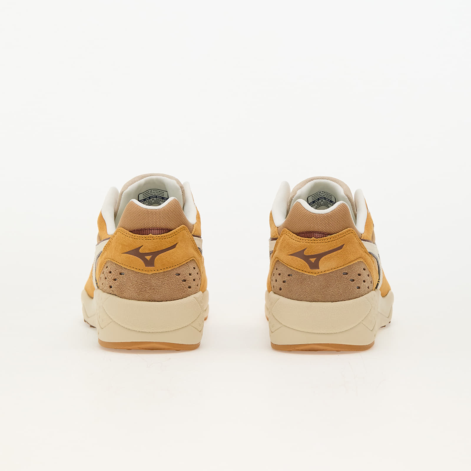 Sneakers og sko til mænd Mizuno Contender Premium Spruce Yellow/ Tiger's Eye/ Cloud Cream