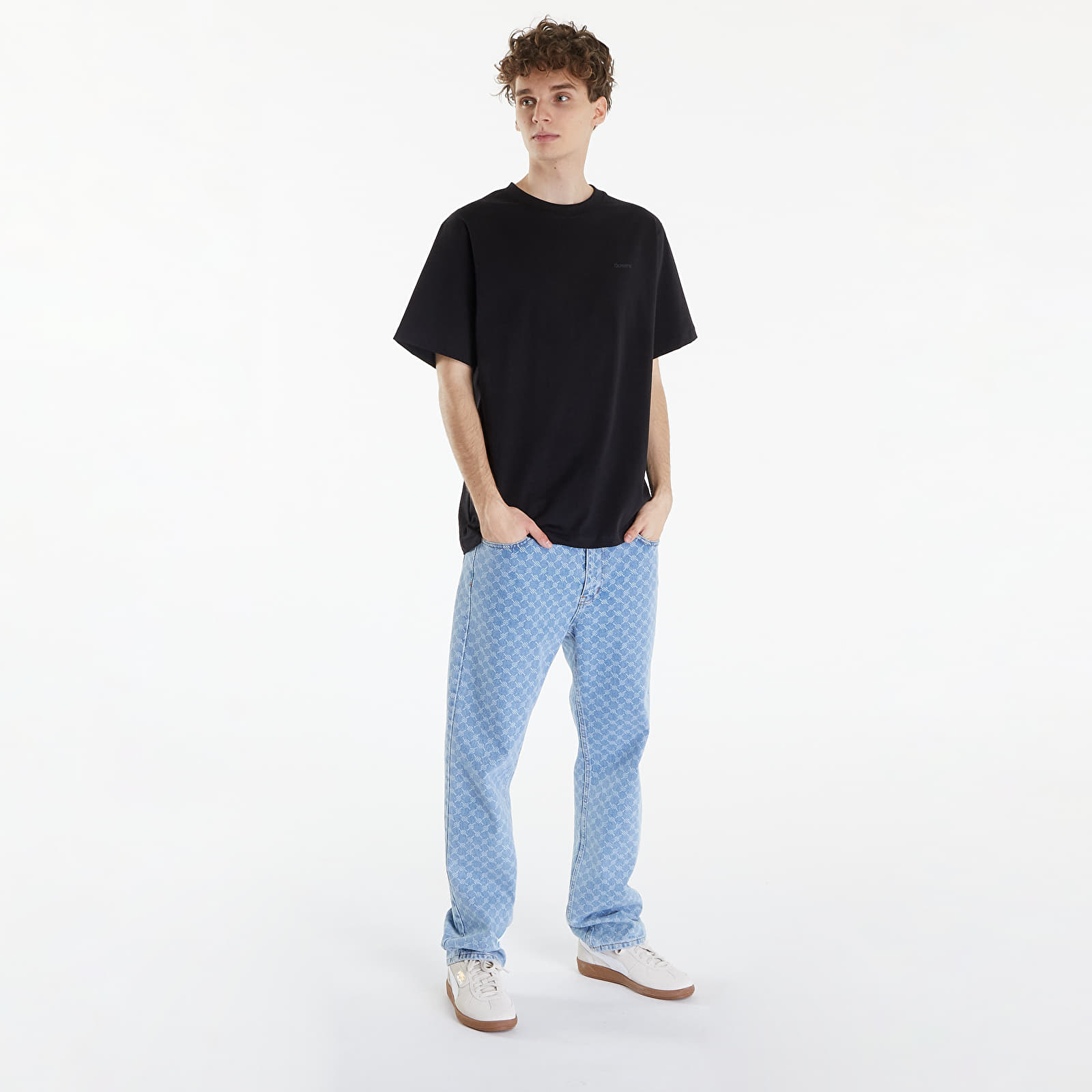 T-Shirts Queens Men's Essential T-Shirt With Tonal Print Black