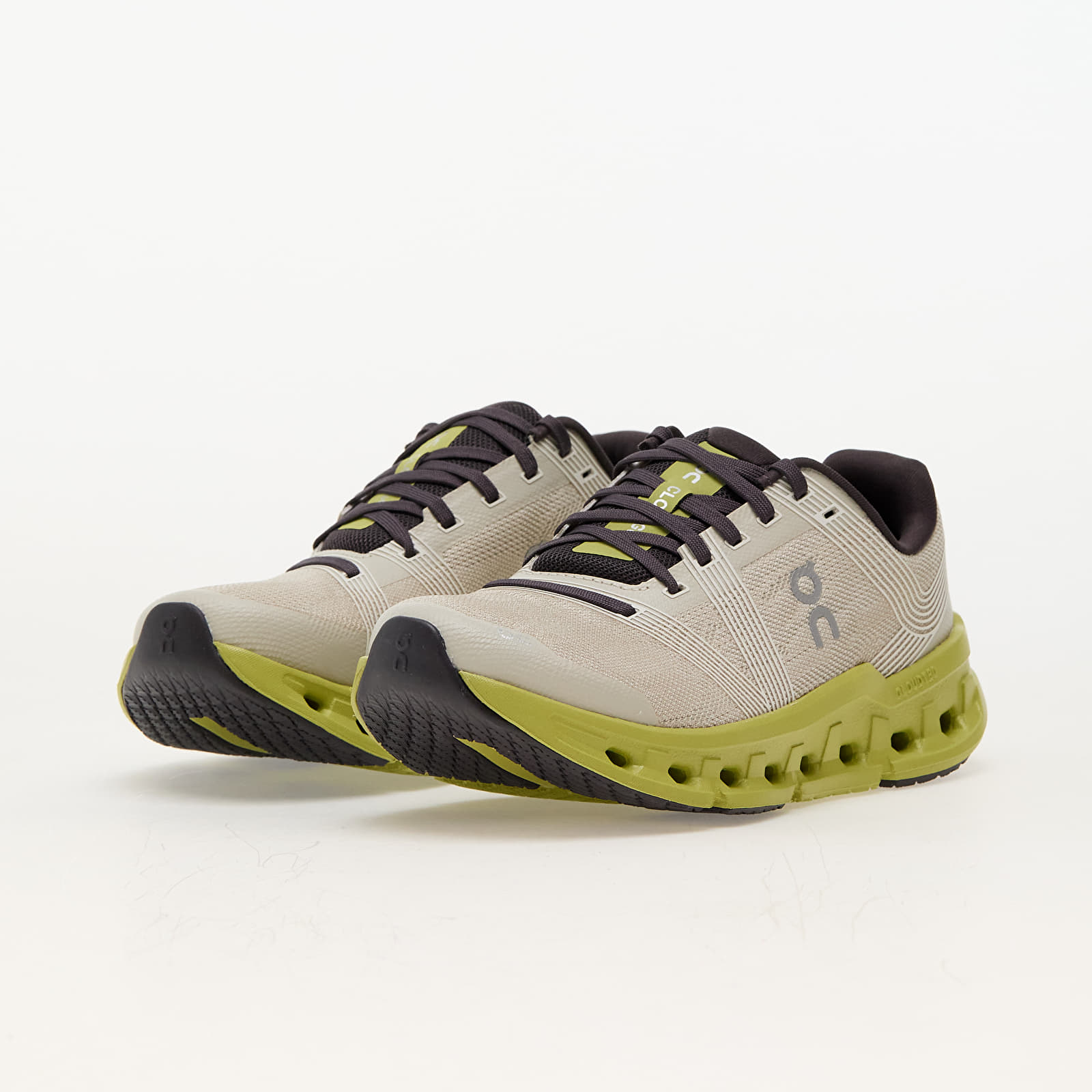 Women's sneakers and shoes On W Cloudgo Sand/ Zest