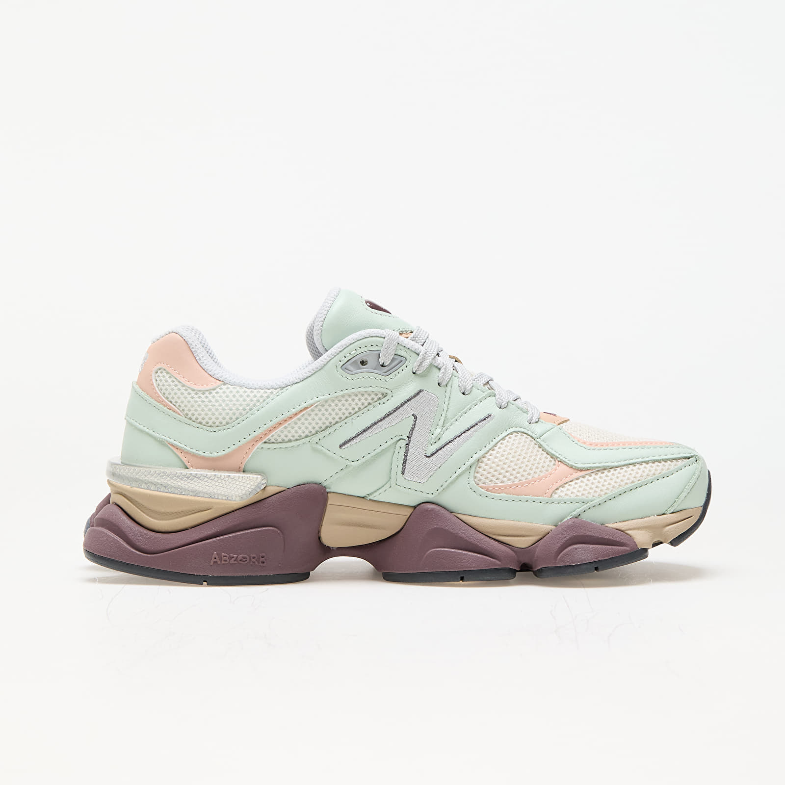 Men's sneakers and shoes New Balance 9060 Clay Ash/ Linen/ Vintage Rose