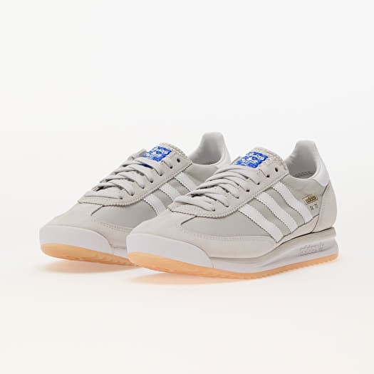 Adidas sl top
