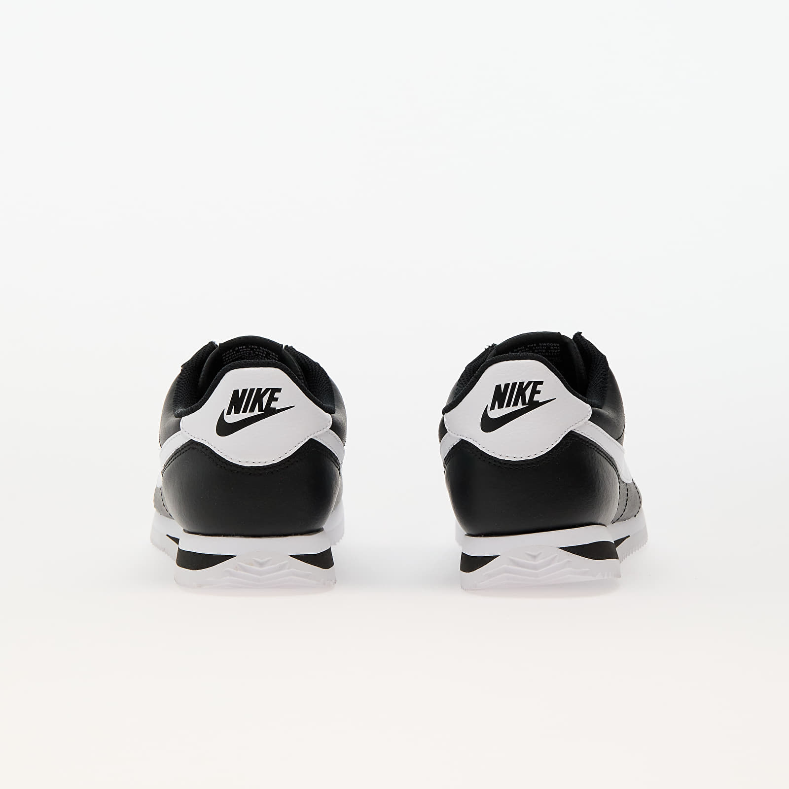 Men s sneakers and shoes Nike Cortez Black White Queens