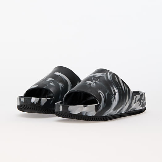 Nike flip flops camo on sale