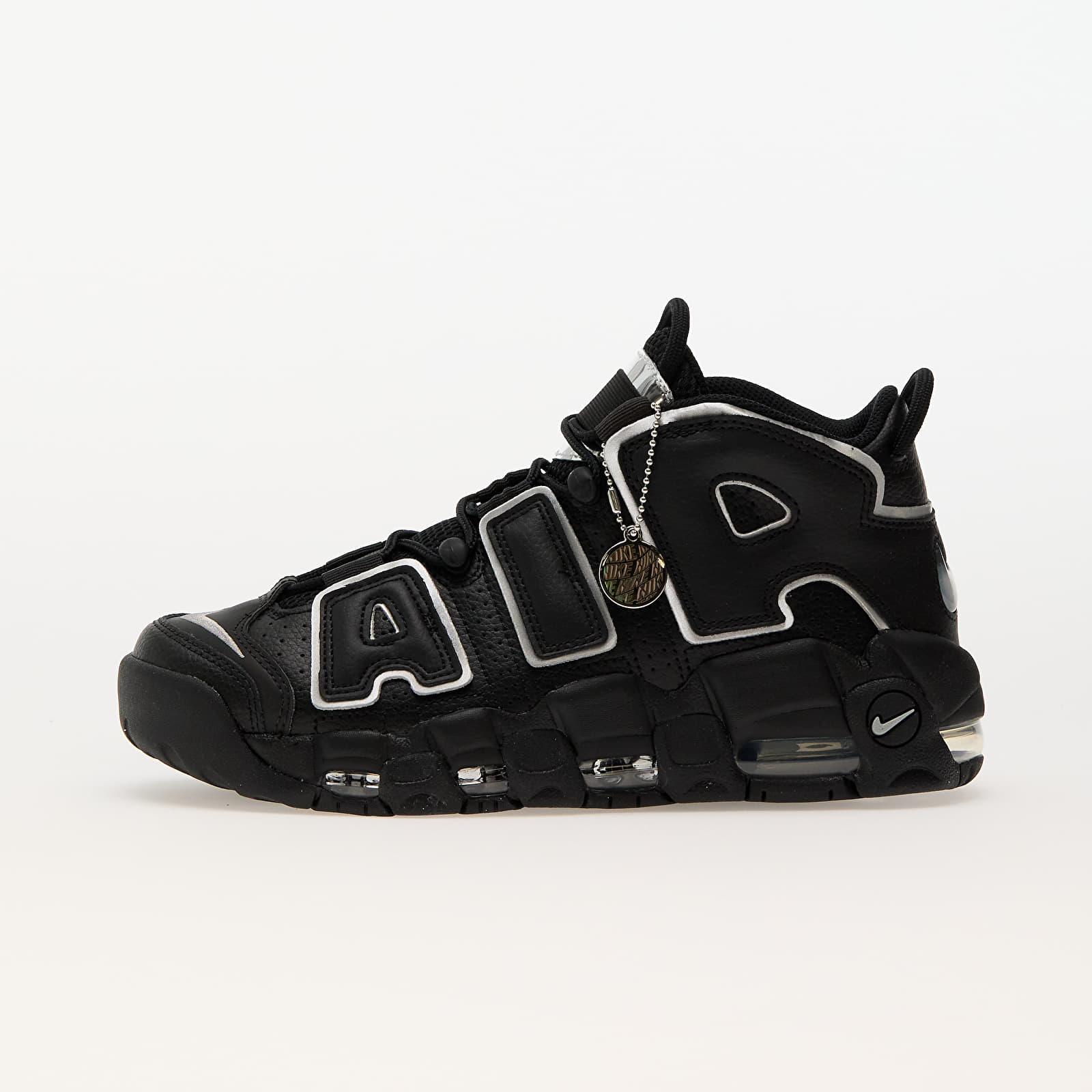 Nike uptempo nere shop