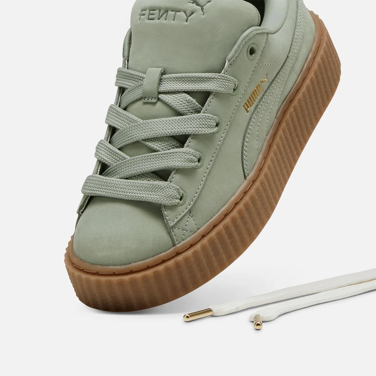 Turnschuhe und Schuhe für Männer Fenty x Puma Creeper Phatty Nubuck Green Fog-Puma Gold-Gum