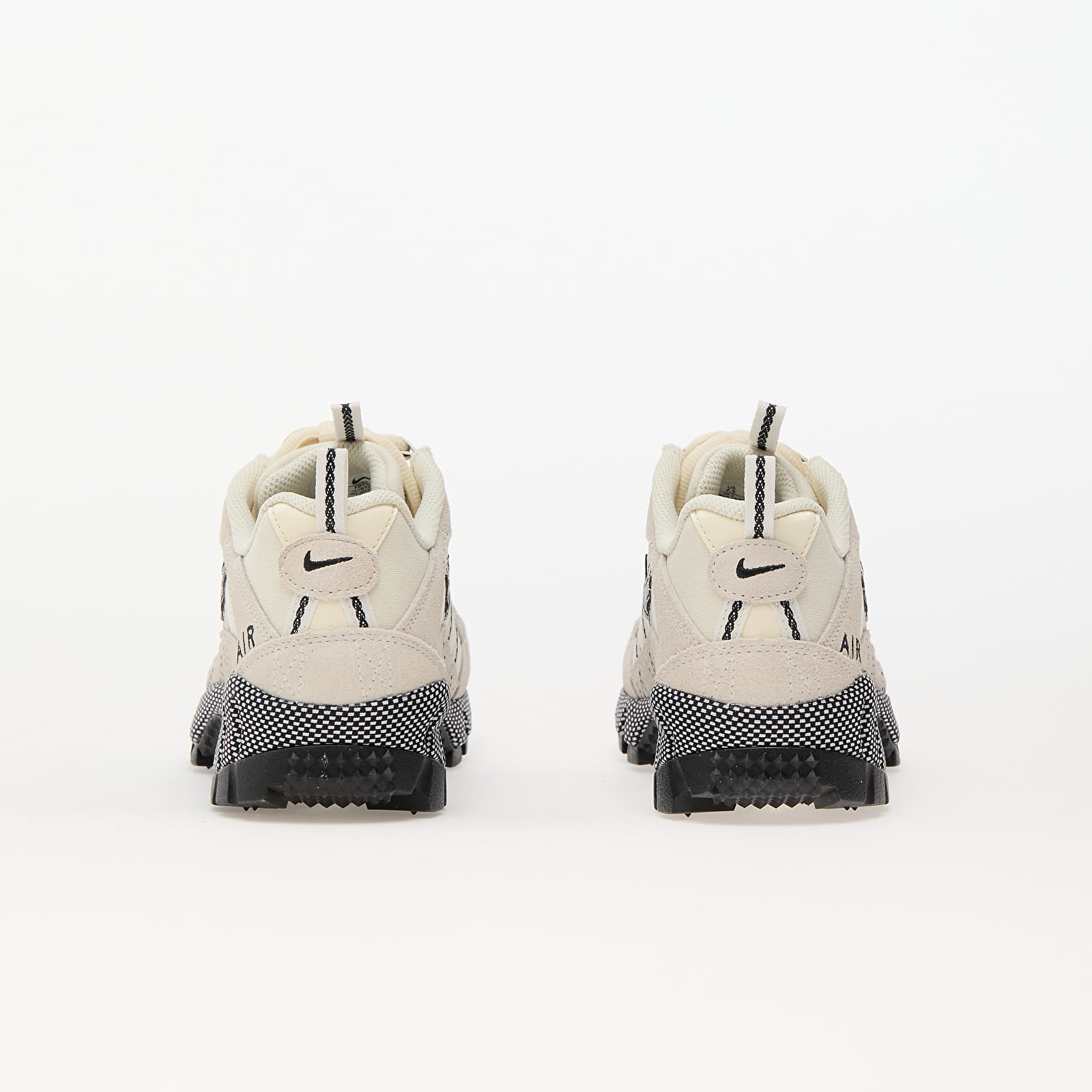 Naiste tossud ja kingad Nike W Air Humara Pale Ivory/ Black-Coconut Milk-Sail