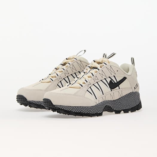 Scarpe e sneakers da donna Nike W Air Humara Pale Ivory Black Coconut Milk Sail Queens