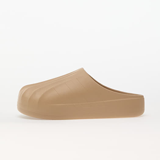 Adidas superstar estive top