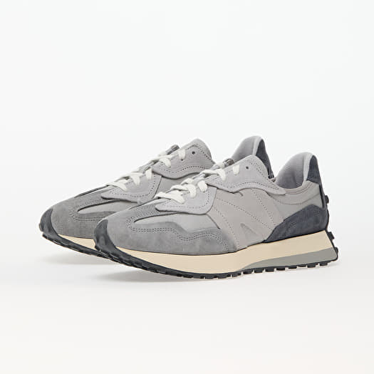 New Balance 327