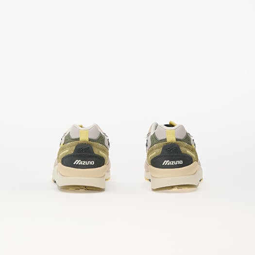 Men's sneakers and shoes Mizuno Sky Medal β Silver Cloud