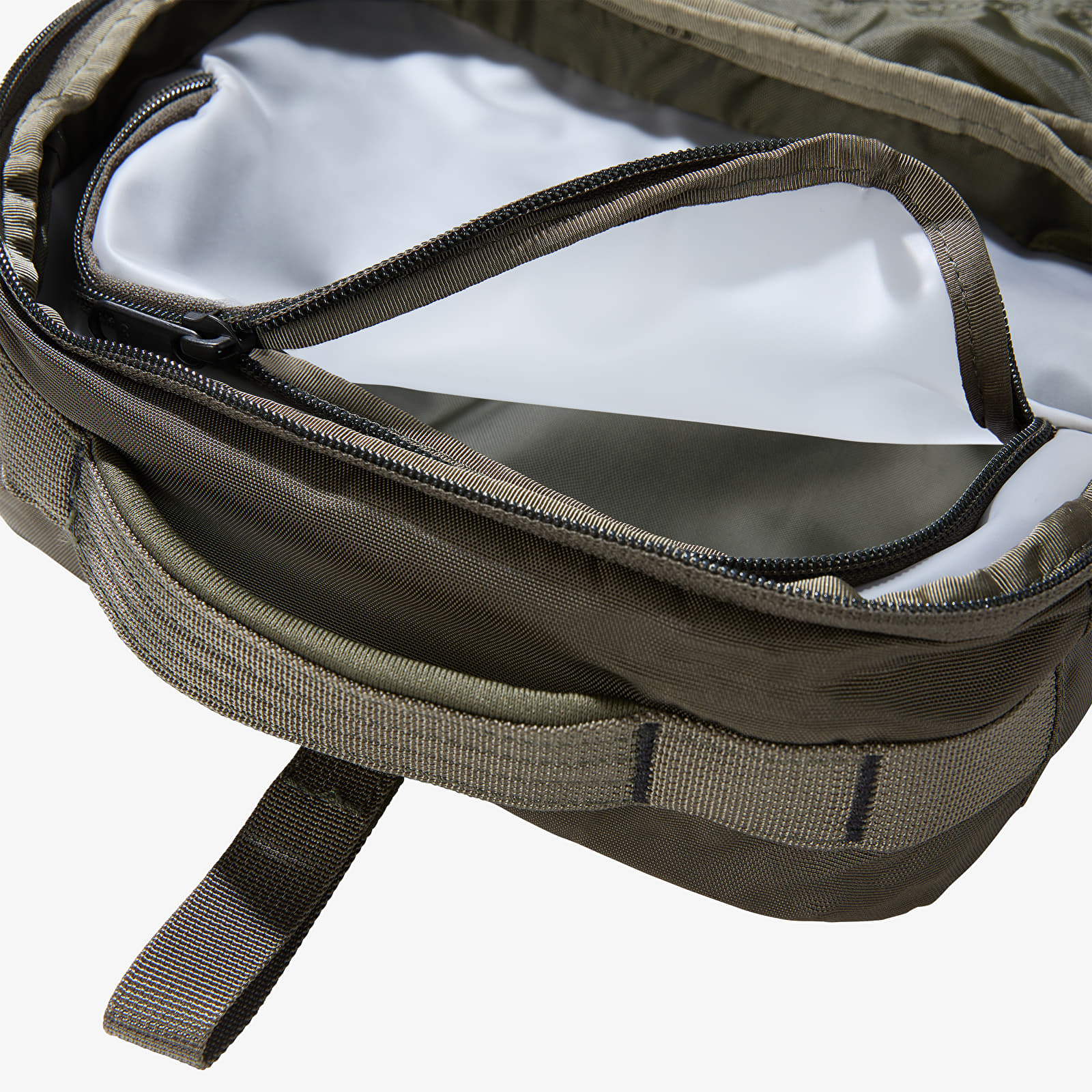 Pouches The North Face Base Camp Voyager Dopp Kit New Taupe Green/ TNF Black