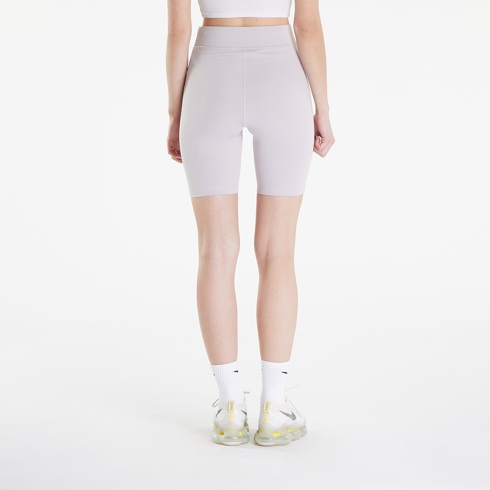 Pantalones cortos Nike Sportswear Classics Women's High-Waisted 8" Biker Shorts Pale Pink