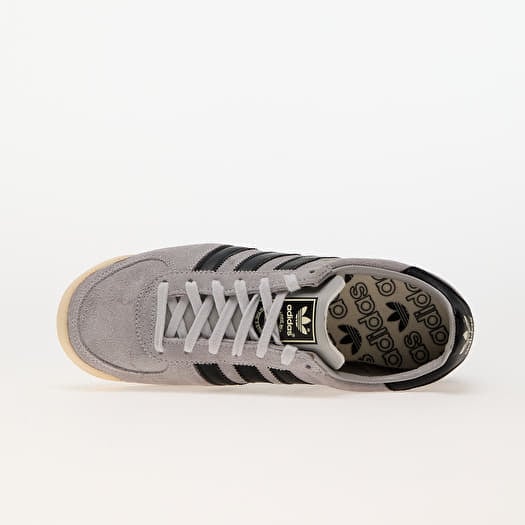 Turnschuhe und Schuhe fur Manner adidas Guam Light Onix Core Balck Grey Two Queens
