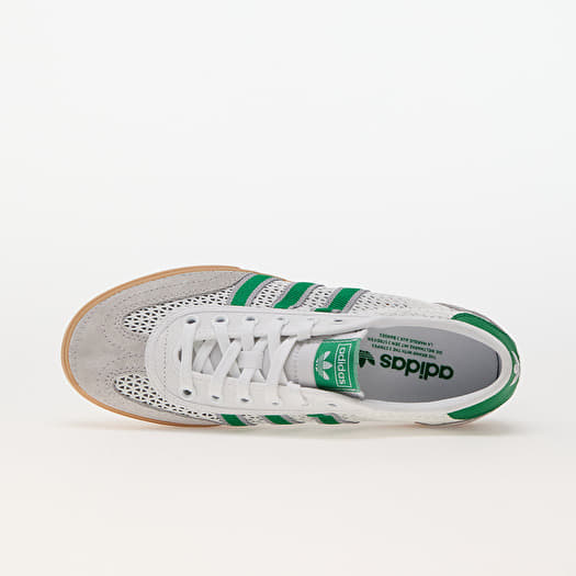 Sneakers und Schuhe fur Frauen adidas Tischtennis W Ftw White Green Grey Two Queens