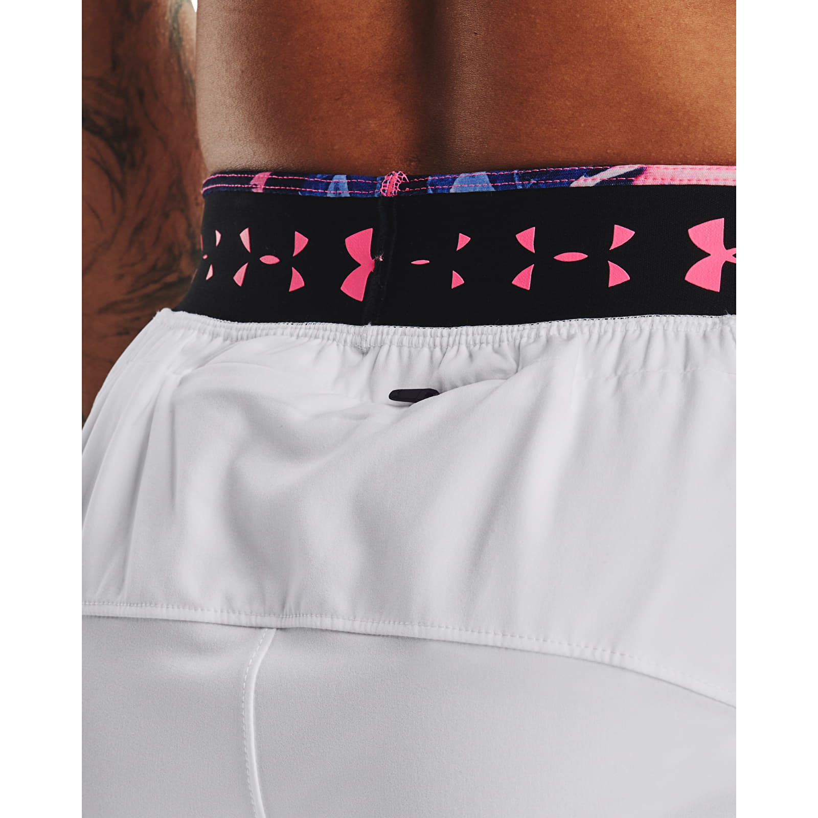 Kraťasy Under Armour Run Anywhere Hi Short White