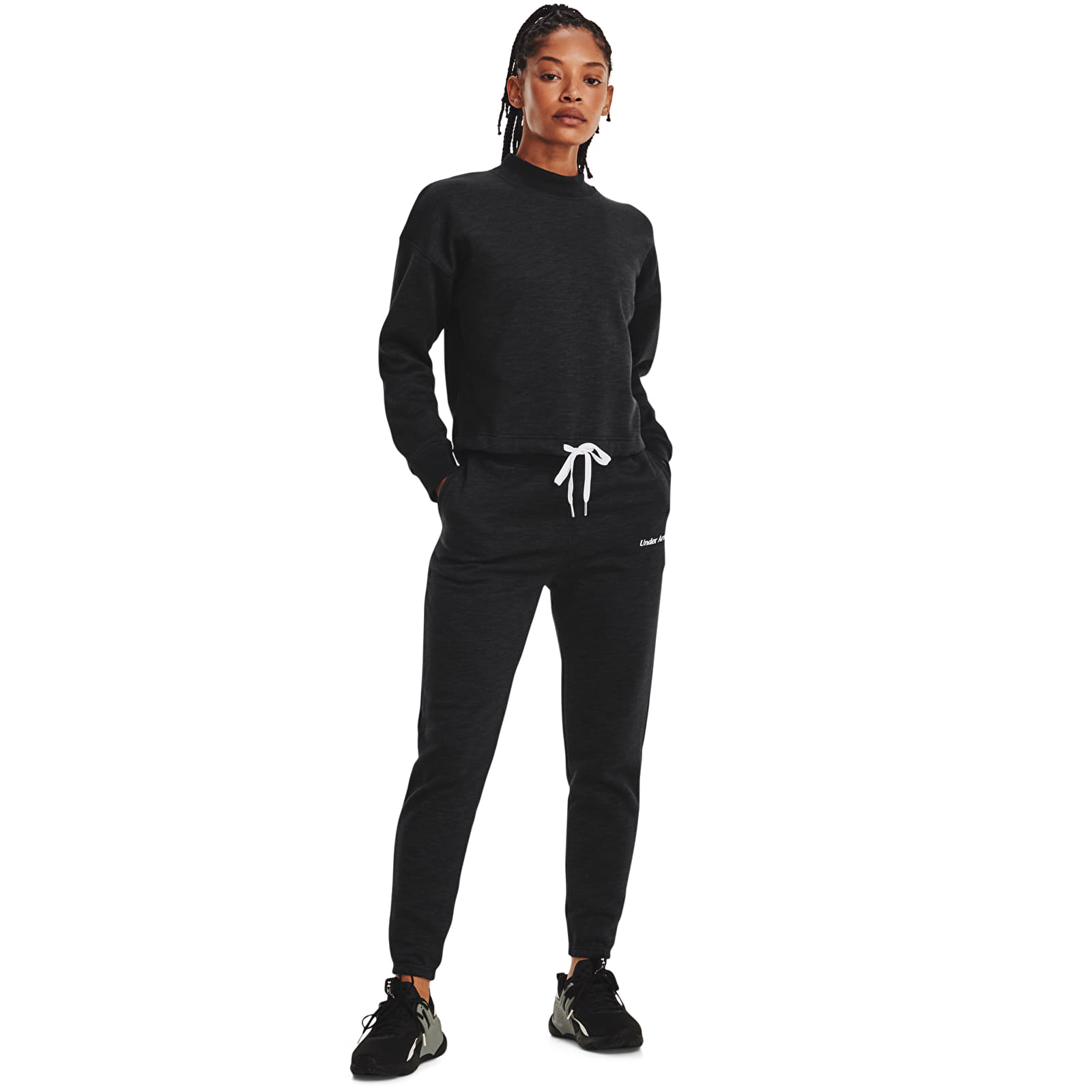 Толстовки та реглани Under Armour Essential Script Crew Black