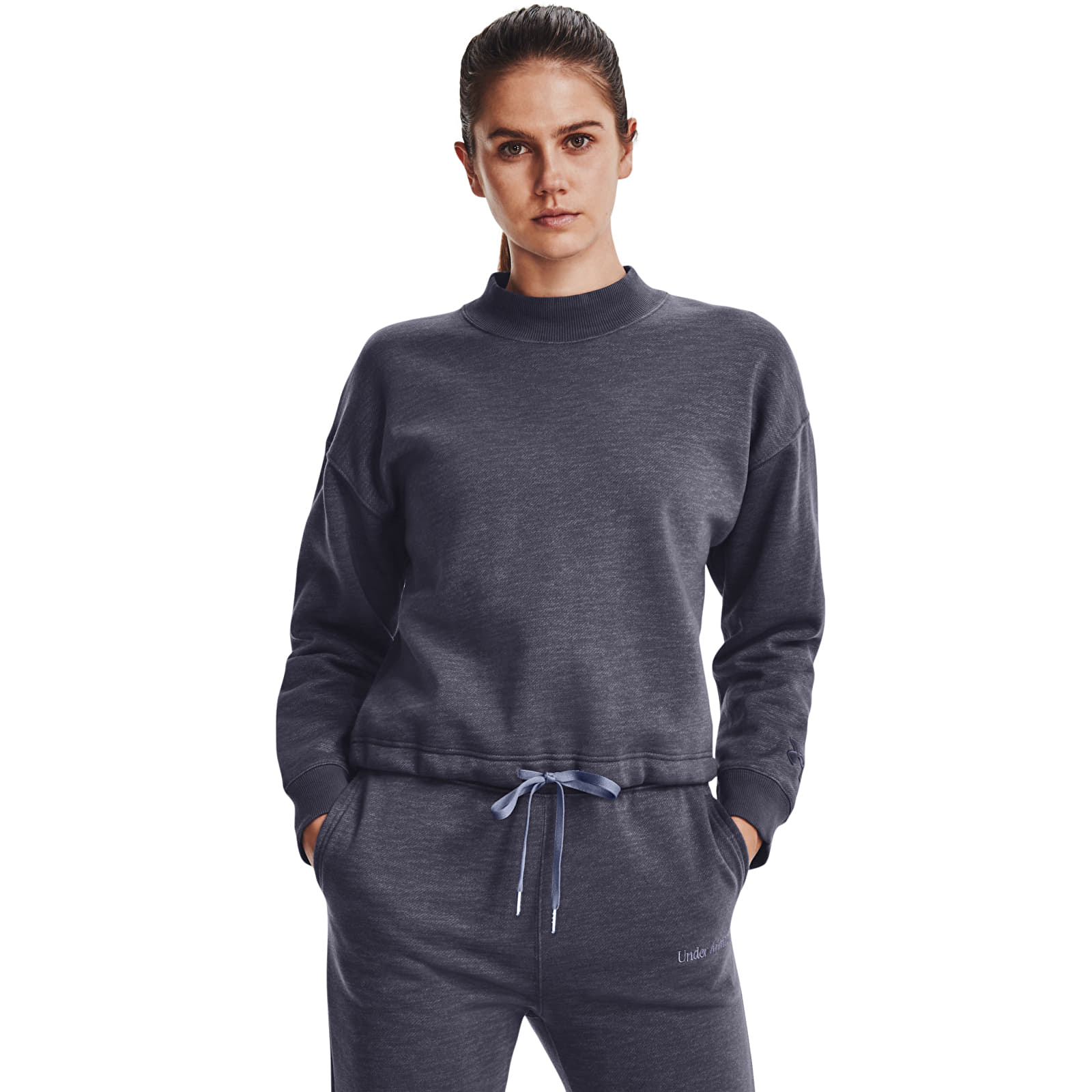 Hoodies and sweatshirts  Under Armour Essential Script Crew Tempered Steel