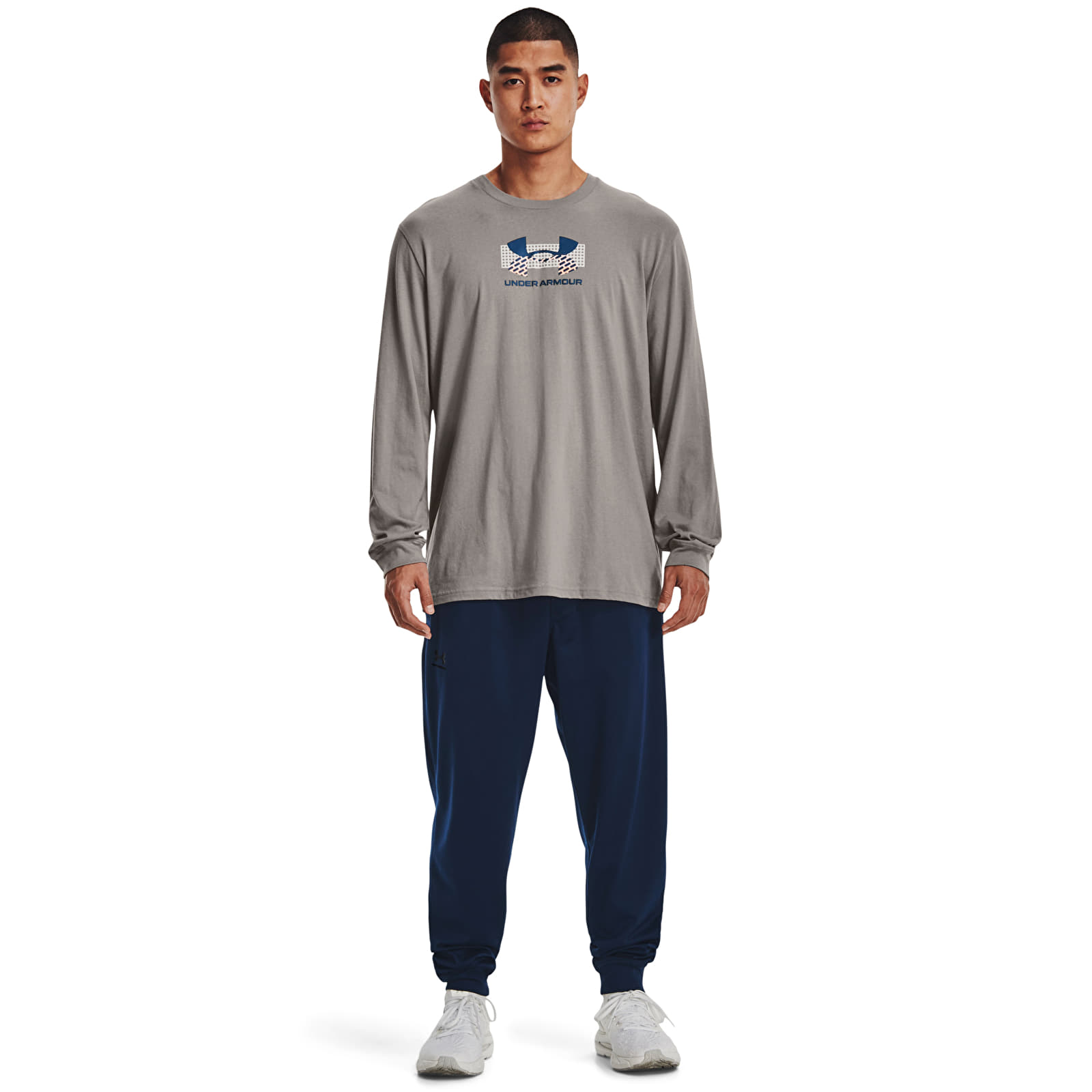 T-shirts Under Armour Grid Geometric Logo  Ls Pewter