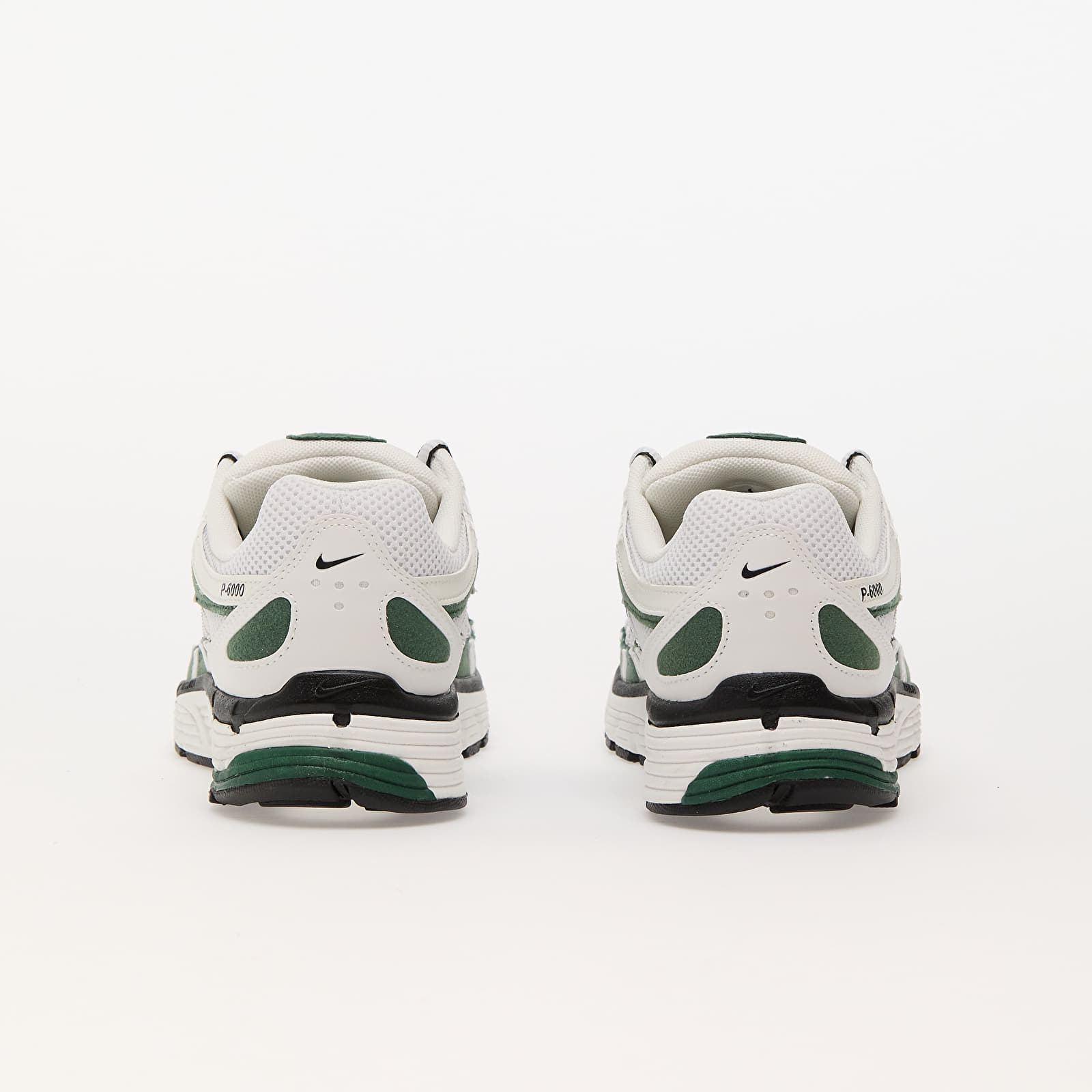 Sneakers und Schuhe für Frauen Nike W P-6000 Summit White/ Fir-Black-Mtlc Summit Wht