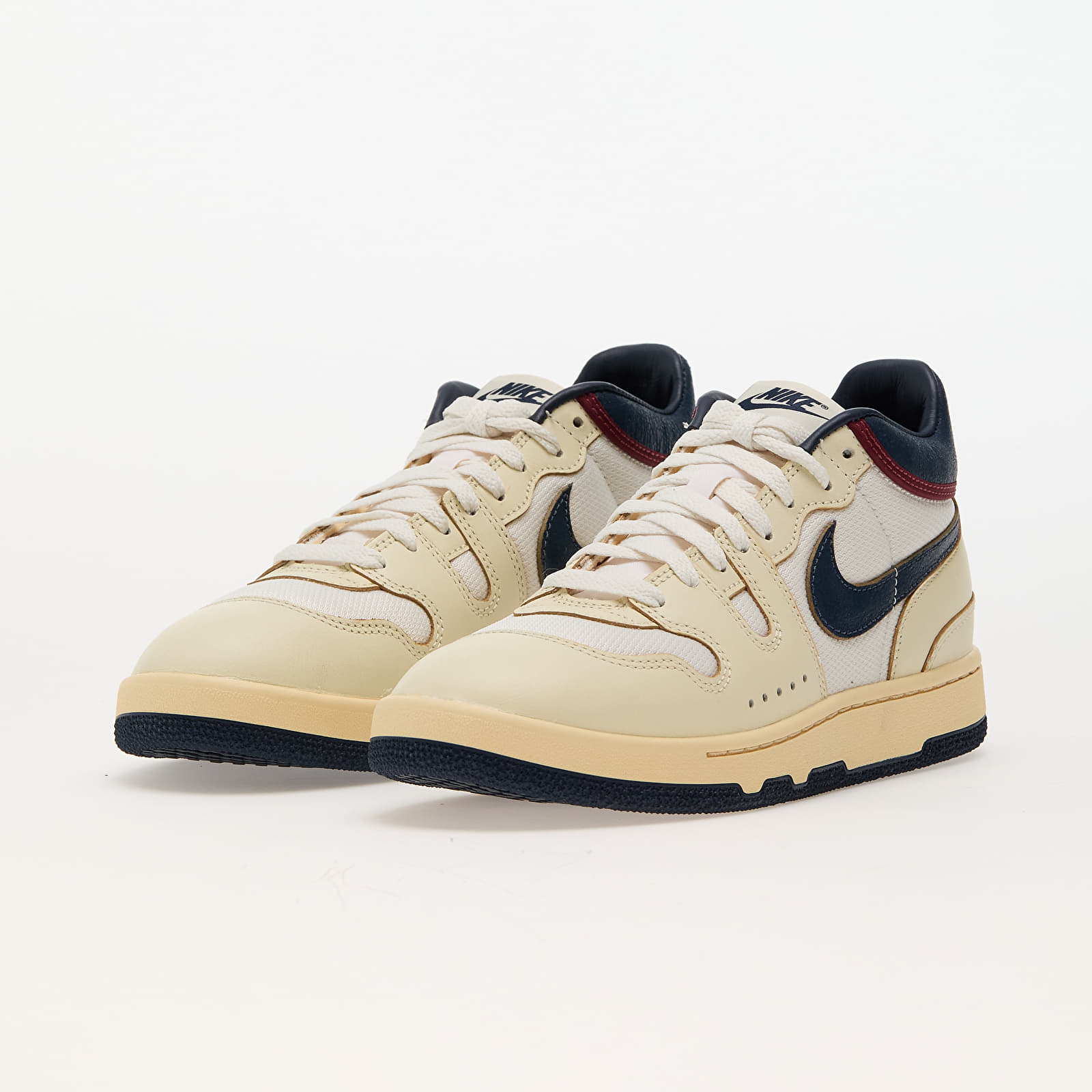 Pánske tenisky a topánky Nike Attack Prm Sail/ Midnight Navy-Coconut Milk