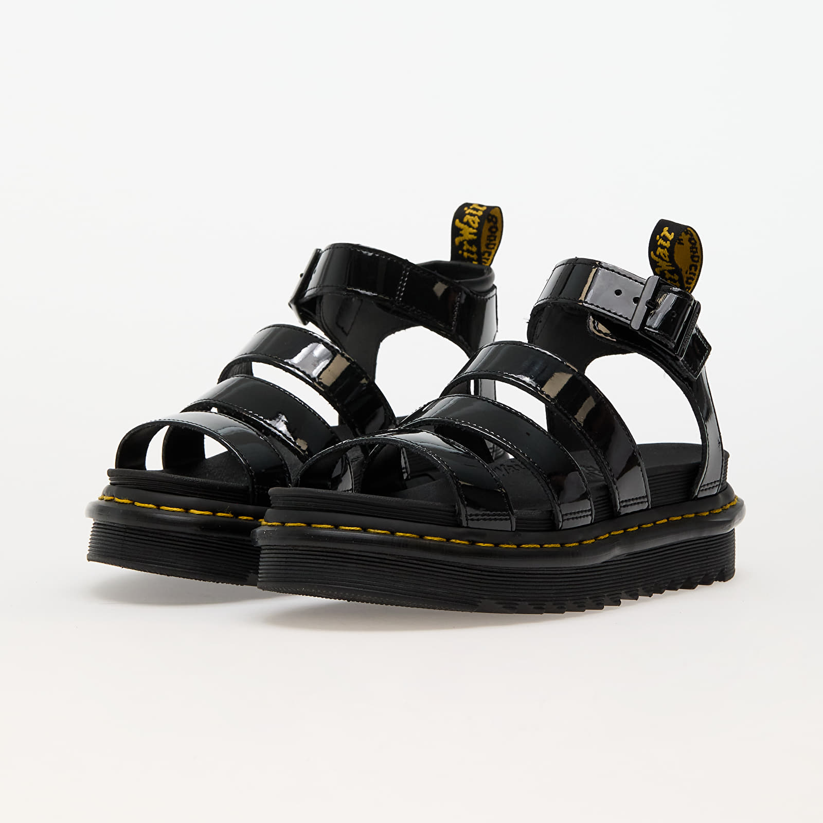 Încălțăminte și sneakerși pentru femei Dr. Martens Blaire 3 Strap Sandal Black Patent Lamper