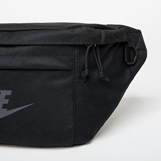 Tech hip pack nike on sale