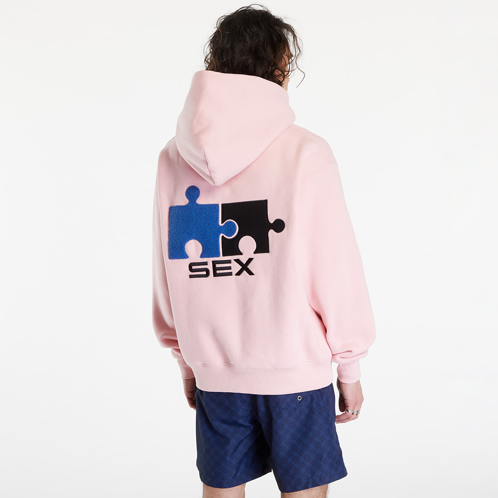 Sweatshirts PLEASURES Puzzle Hoodie Pink Queens