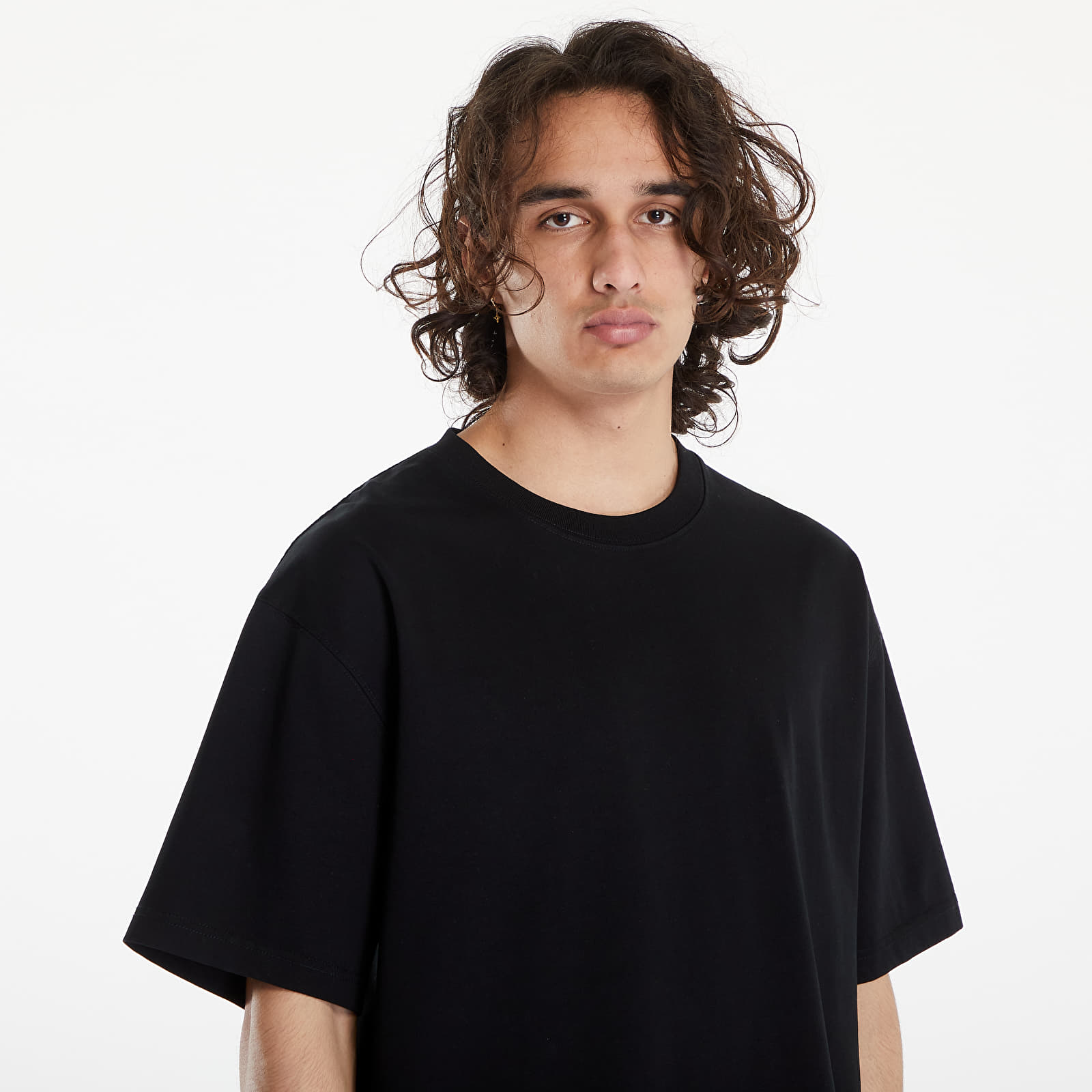 Trička PLEASURES Monuments Heavyweight T-Shirt Black