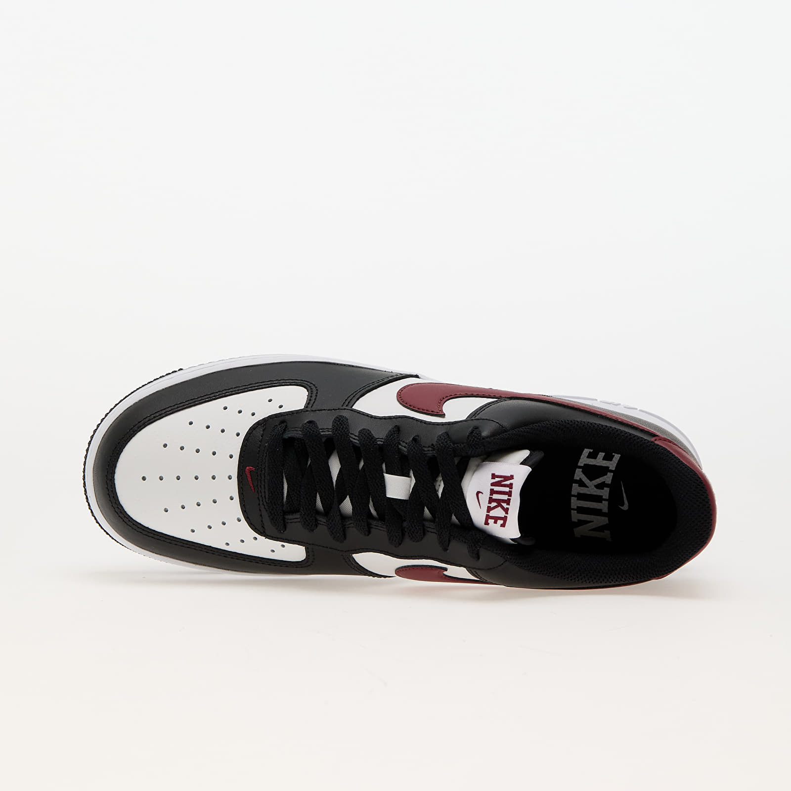Turnschuhe und Schuhe für Männer Nike Air Force 1 '07 Black/Dark Team Red-Summit White-White