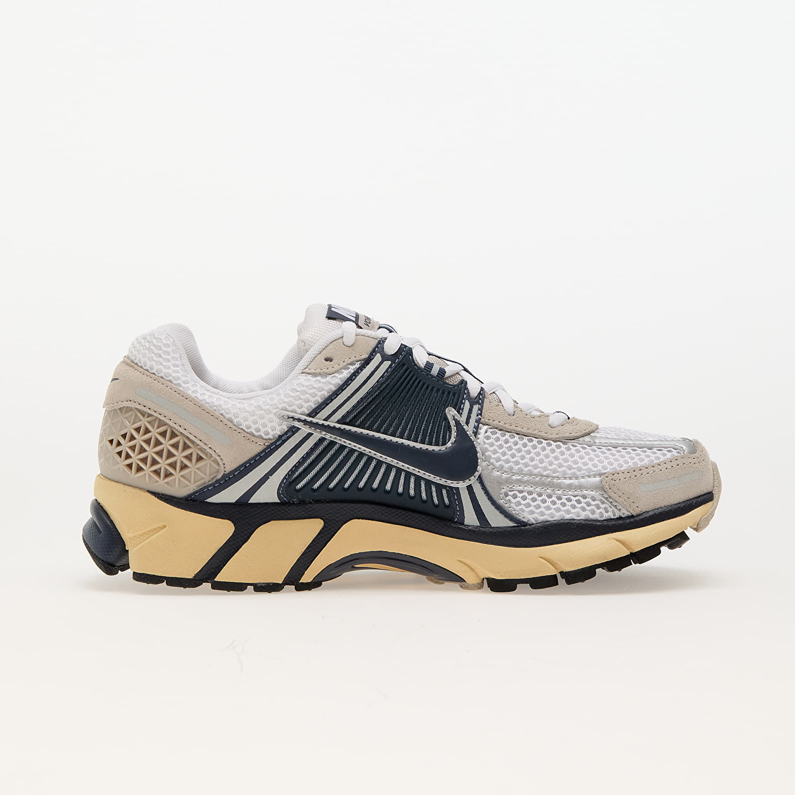 Scarpe uomo Nike Zoom Vomero 5 White/ Thunder Blue-Cream Ii