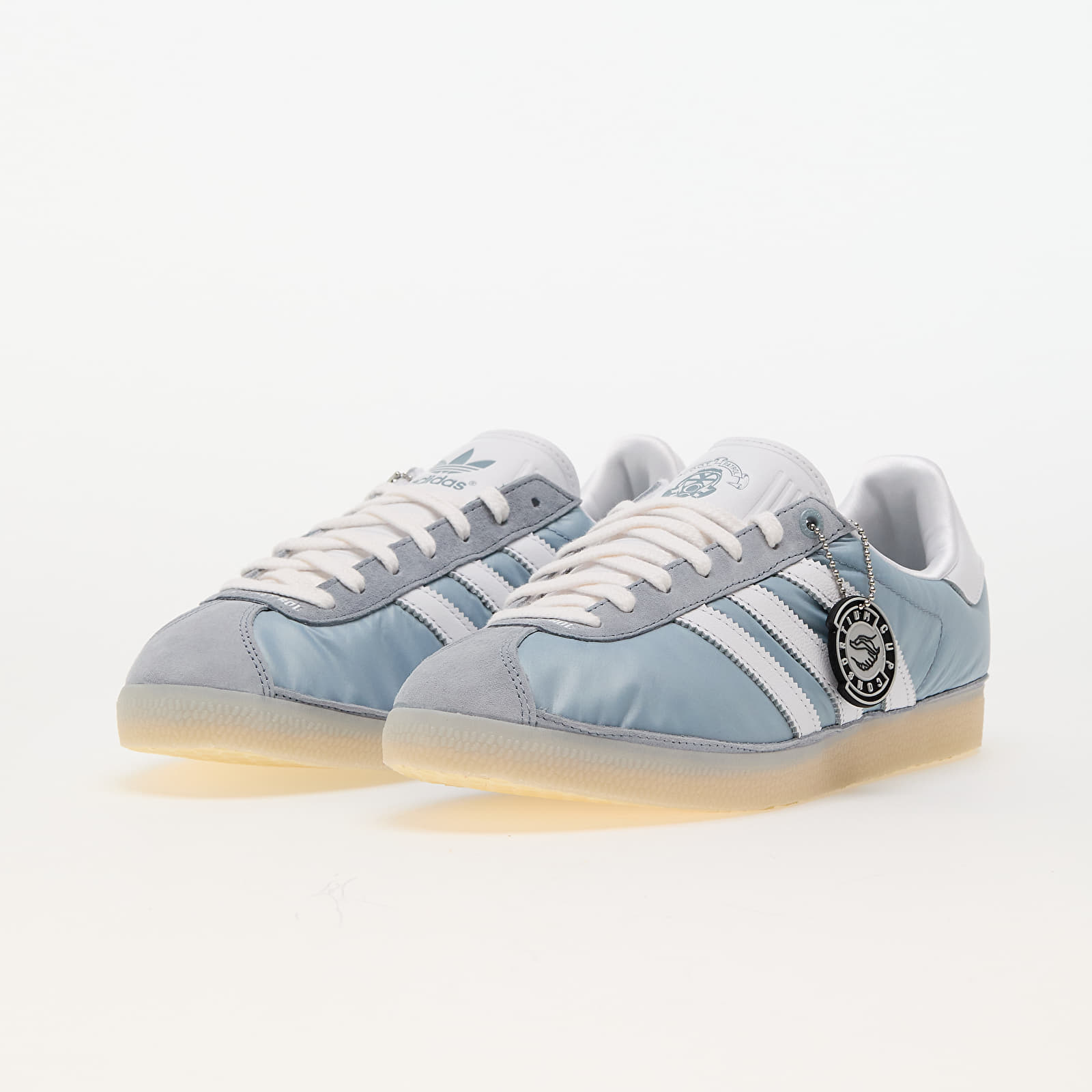 Чоловіче взуття adidas x Footpatrol Gazelle Light Grey/ Ftw White/ Easy Yellow