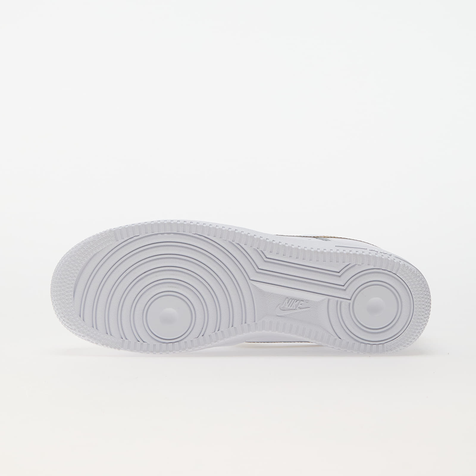 Men's sneakers and shoes Nike Air Force 1 Low Retro Premium QS White/ Elemental Gold-Dark Hazel-Black