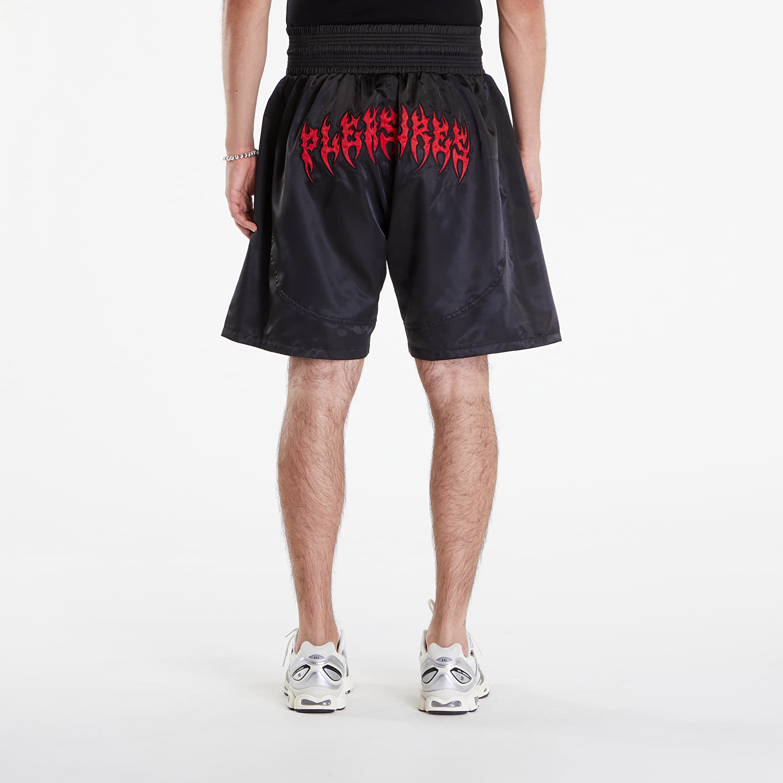 Shorts PLEASURES Anywhere Muay Thai Shorts Black