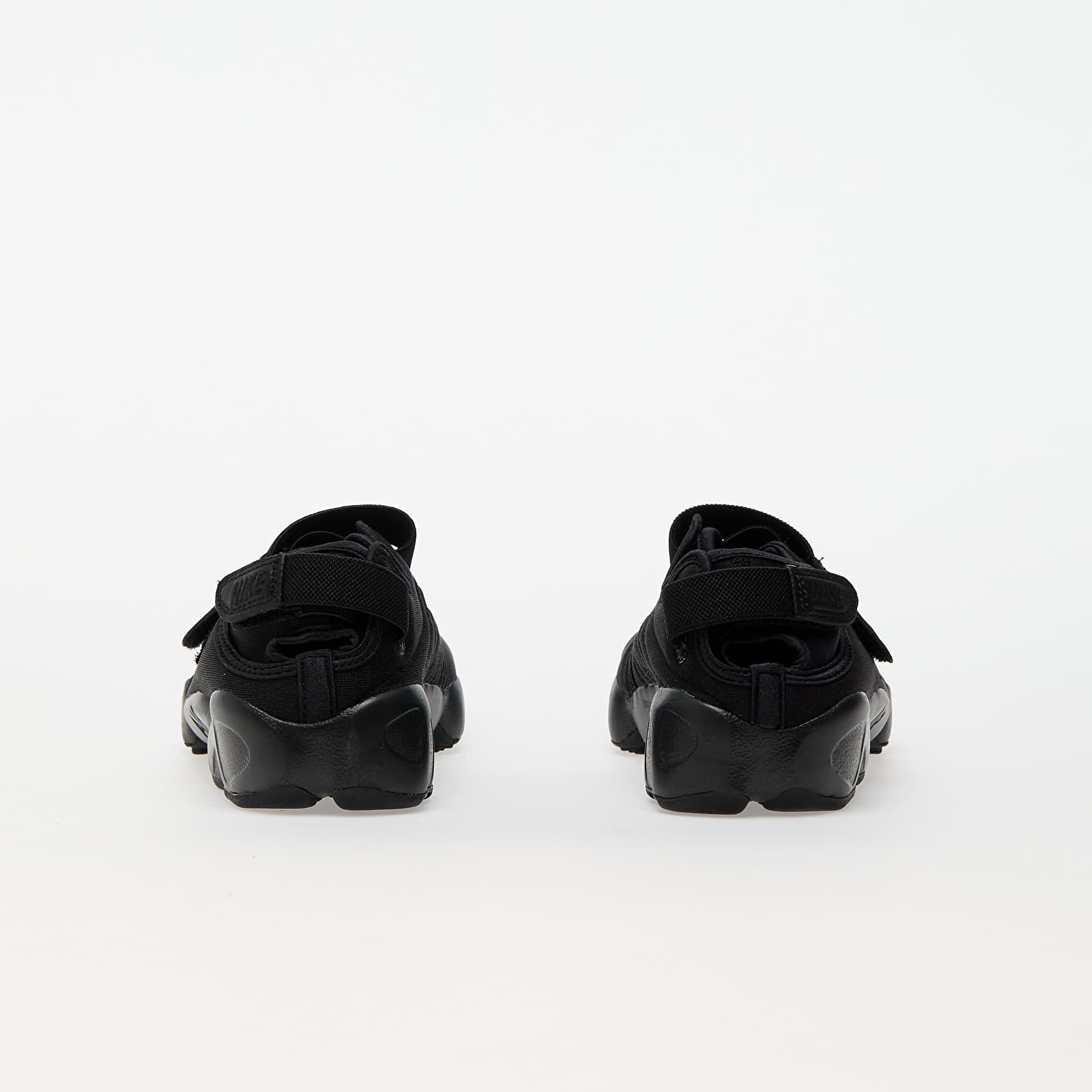 Women s sneakers and shoes Nike W Air Rift Black Cool Grey Queens