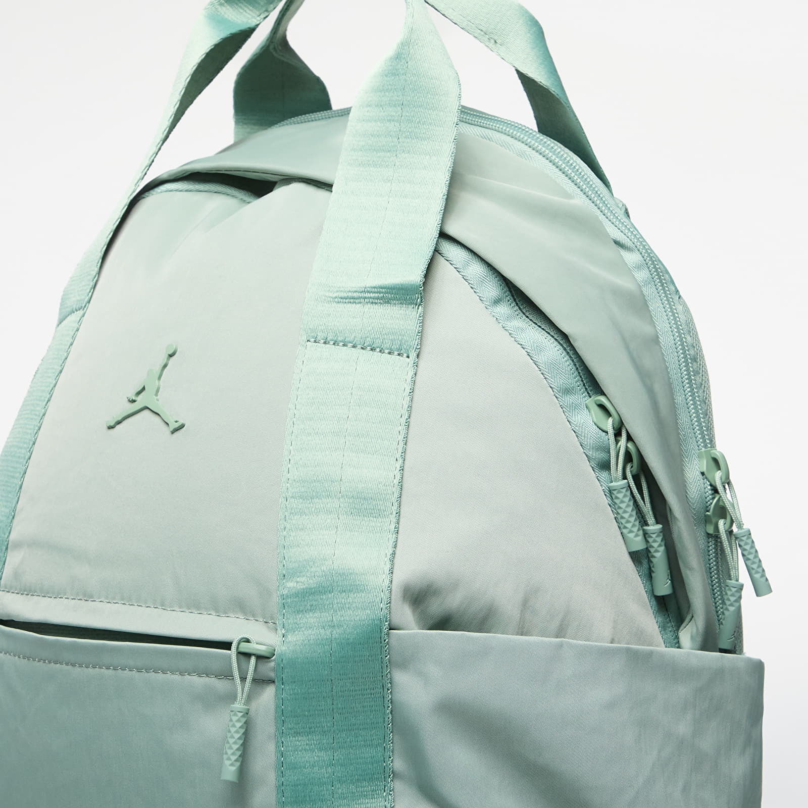 Pánské batohy Jordan Alpha Backpack Jade Smoke