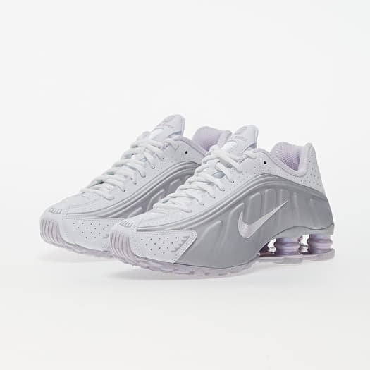 Scarpe e sneakers da donna Nike W Shox R4 White Barely Grape Mtlc Platinum Queens